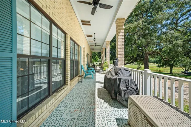 $269,900 | 1509 Oak Leaf Circle, Gautier, MS 39553