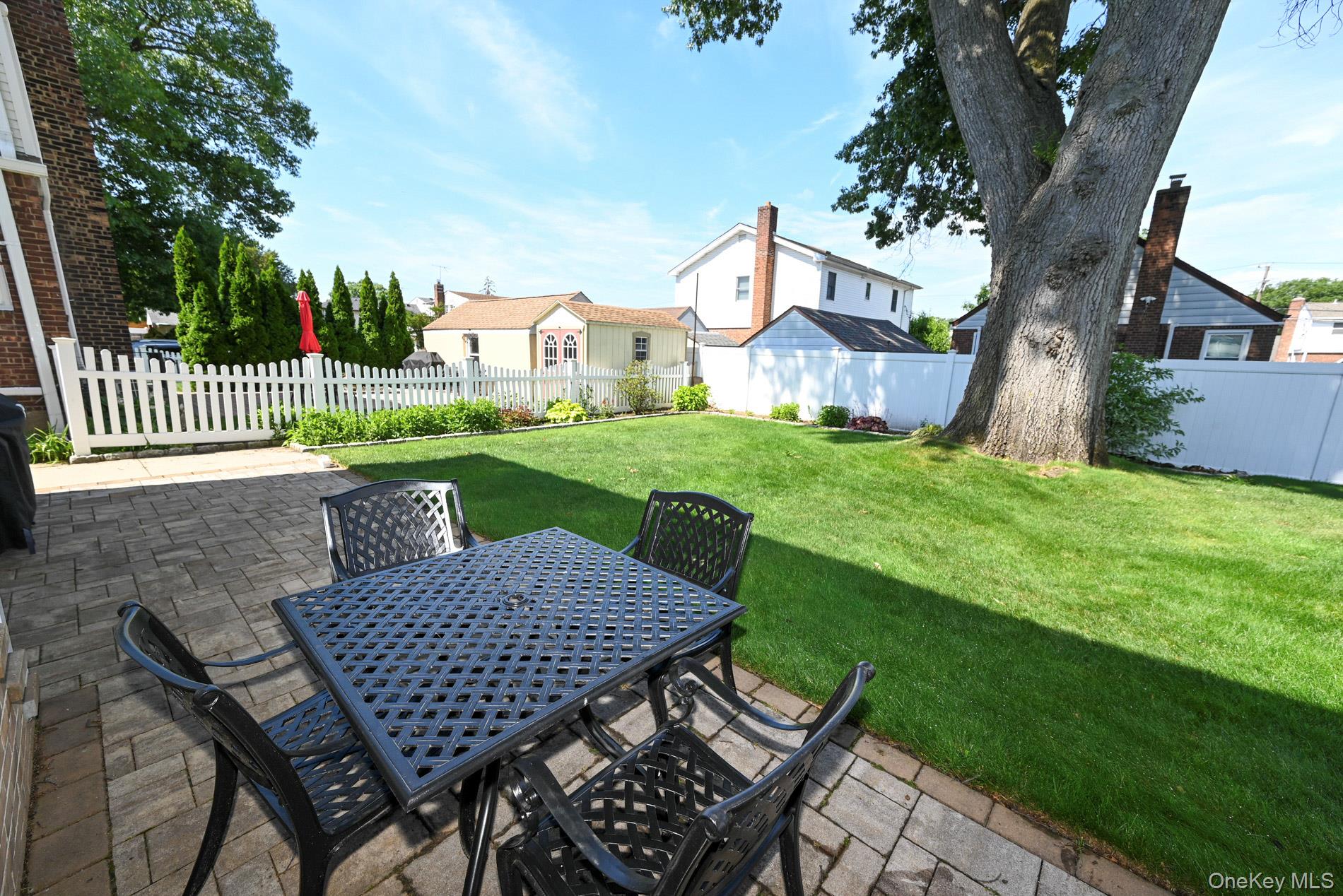 258 Rintin Street Franklin Square, NY 11010 - Photo 23 of 30