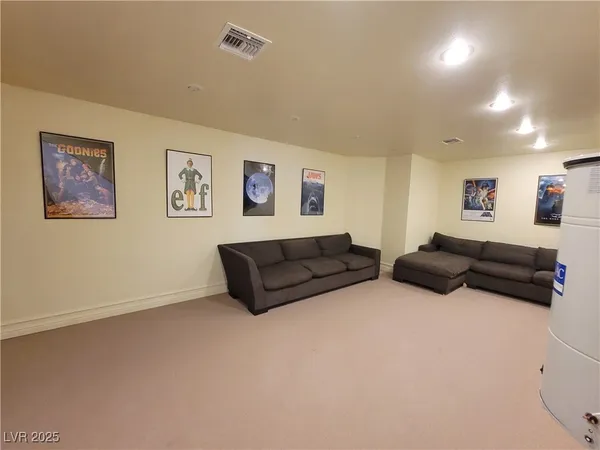 $3,500 | 5110 North Valadez Street, Las Vegas, NV 89149