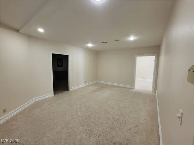 $5,500 | 5110 North Valadez Street, Las Vegas, NV 89149