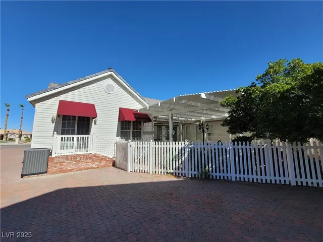 $5,500 | 5110 North Valadez Street, Las Vegas, NV 89149