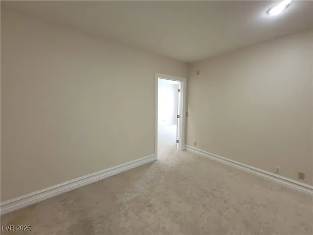 $5,500 | 5110 North Valadez Street, Las Vegas, NV 89149