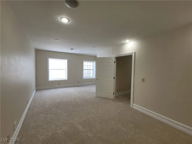 $5,500 | 5110 North Valadez Street, Las Vegas, NV 89149