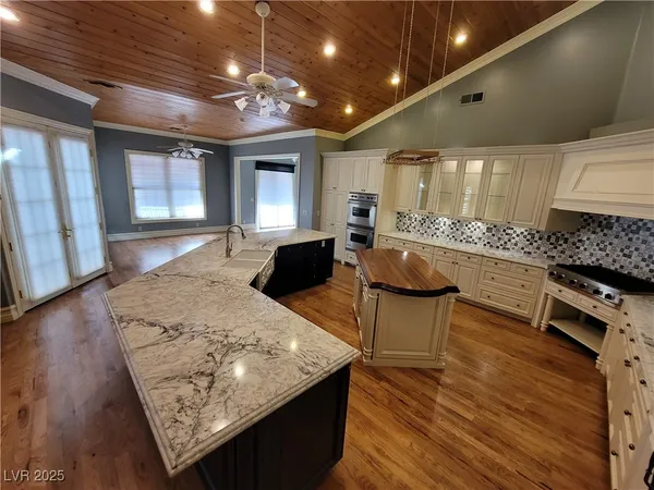 $3,500 | 5110 North Valadez Street, Las Vegas, NV 89149