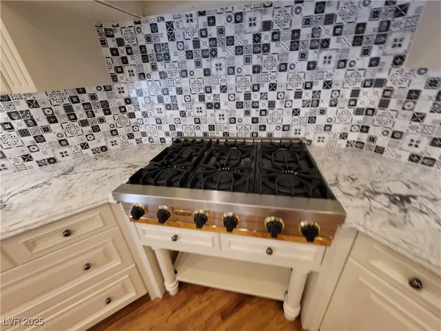 $5,500 | 5110 North Valadez Street, Las Vegas, NV 89149