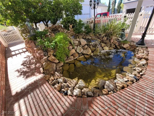 $5,500 | 5110 North Valadez Street, Las Vegas, NV 89149