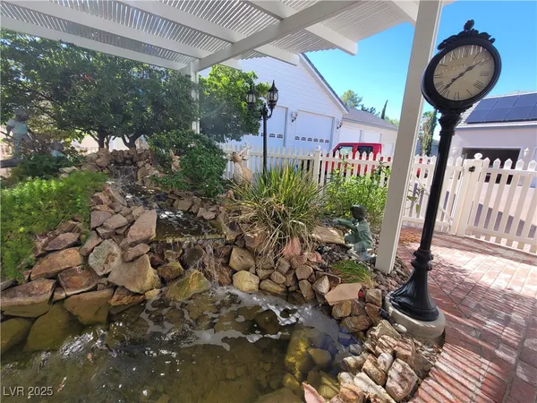 $3,500 | 5110 North Valadez Street, Las Vegas, NV 89149