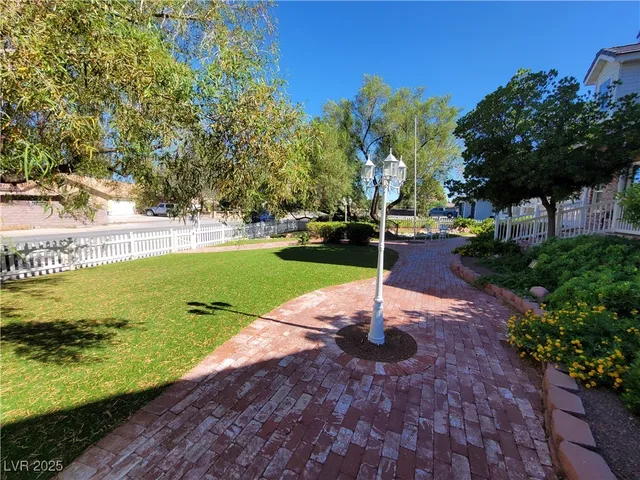 $5,500 | 5110 North Valadez Street, Las Vegas, NV 89149