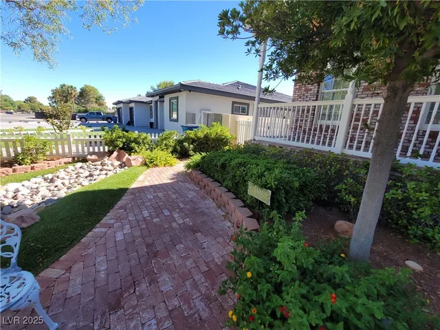 $5,500 | 5110 North Valadez Street, Las Vegas, NV 89149