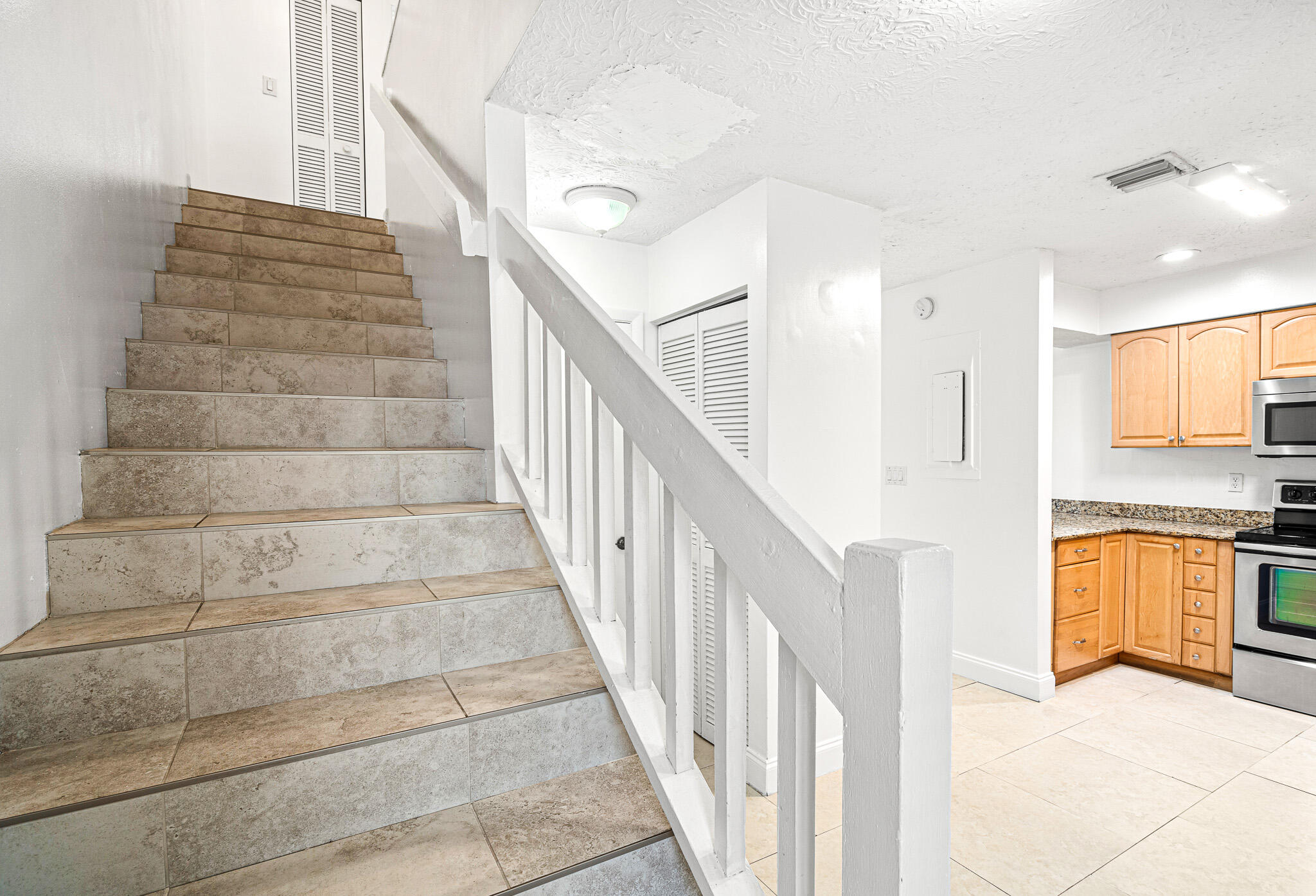 4301 Inlet Circle Greenacres, FL 33463 - Photo 17 of 48 DSC00115