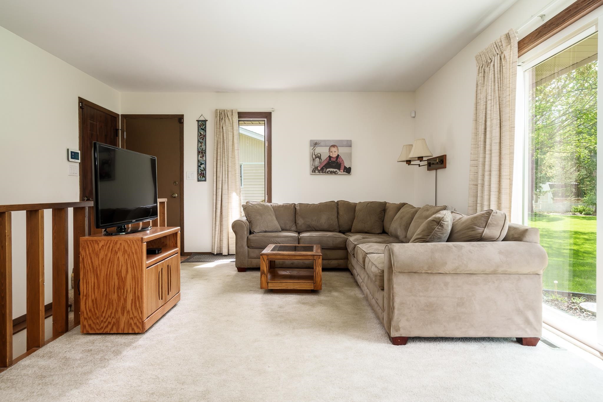 11891 Tresemer Road Roscoe, IL 61073 - Photo 12 of 39