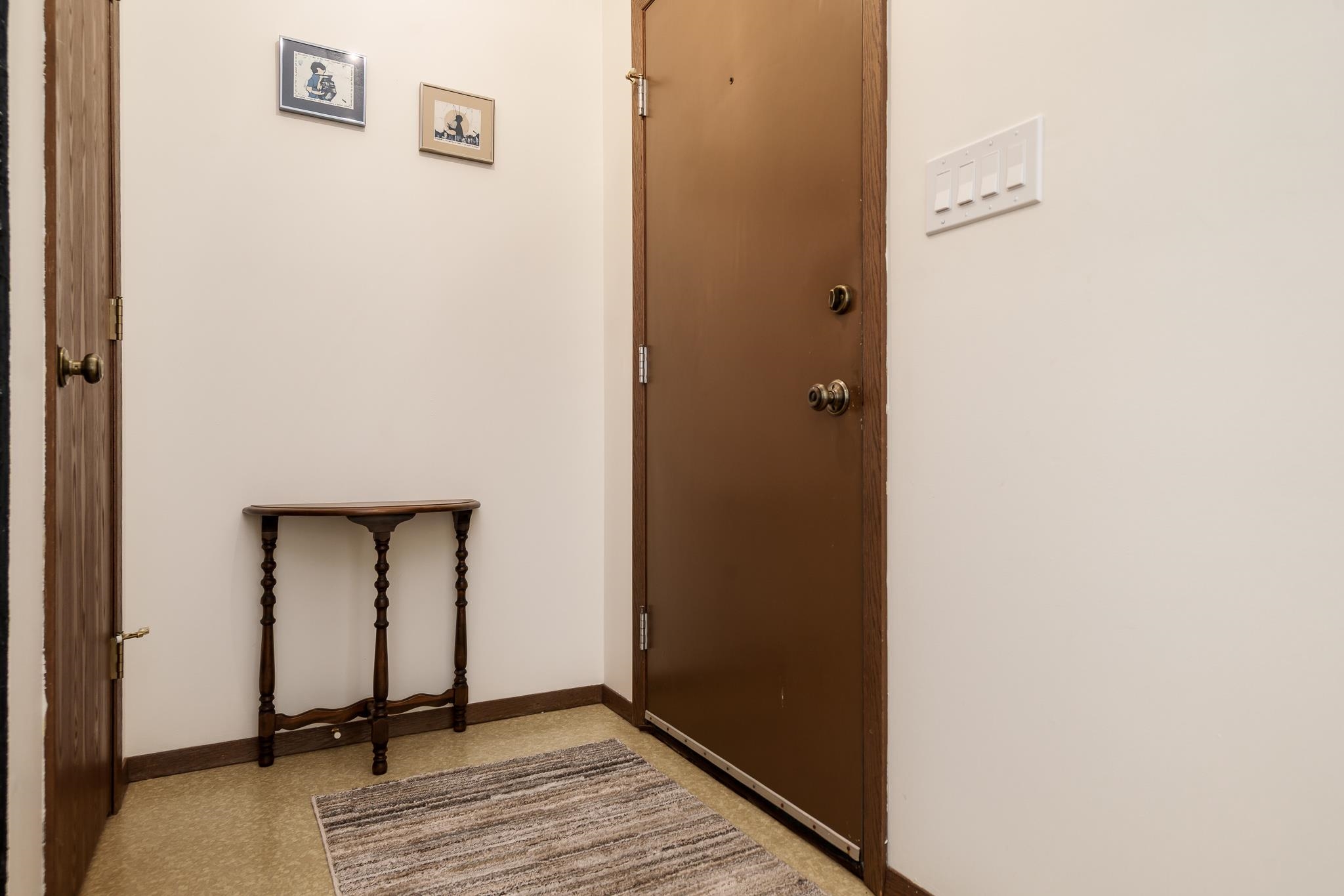 11891 Tresemer Road Roscoe, IL 61073 - Photo 5 of 39