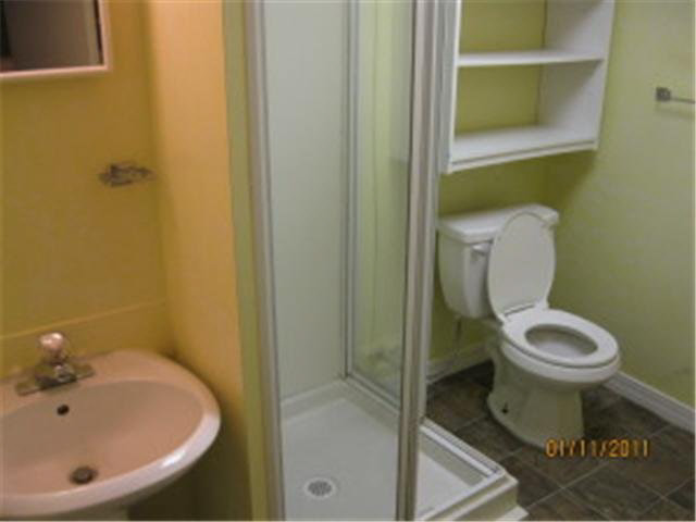 908 West Center Street Rochester, MN 55902 - Photo 4 of 14