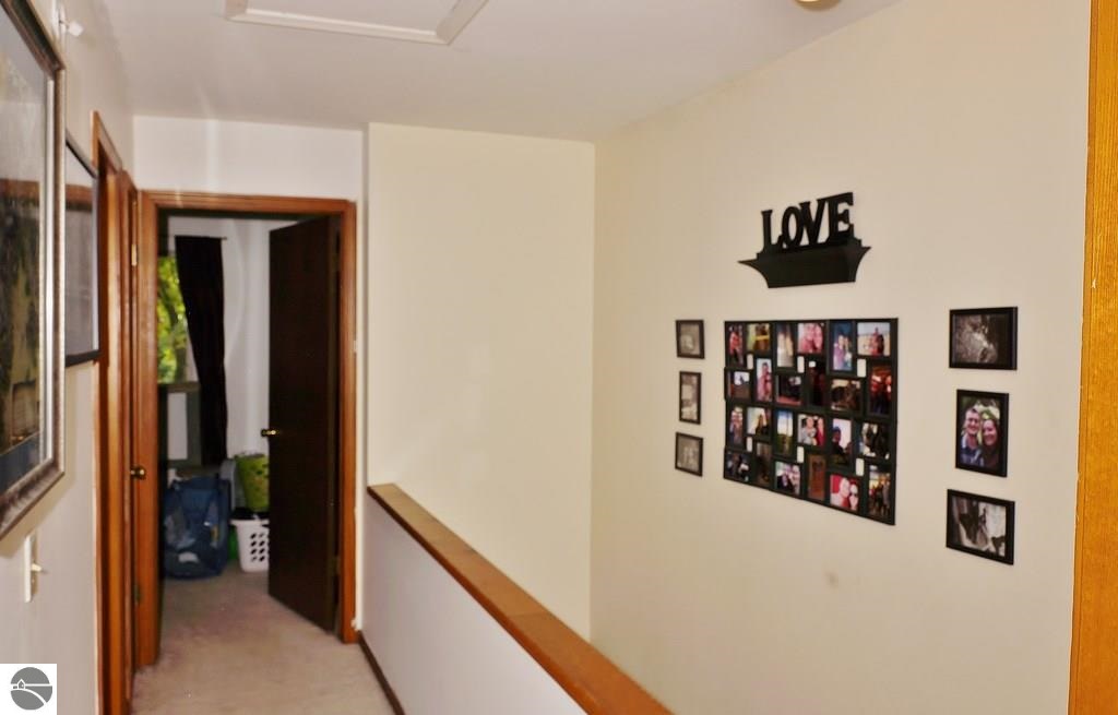 1740 South Stockman Road Mount Pleasant, MI 48858 - Photo 9 of 42 1789486-8.JPG