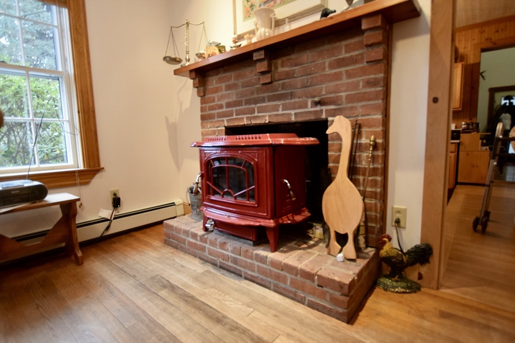 6 Barrows Street Middleboro, MA 02346 - Photo 15 of 41