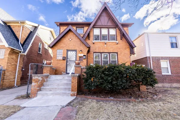 $1,000 | 17308 Oak Drive, Unit LOWR, Detroit, MI 48221