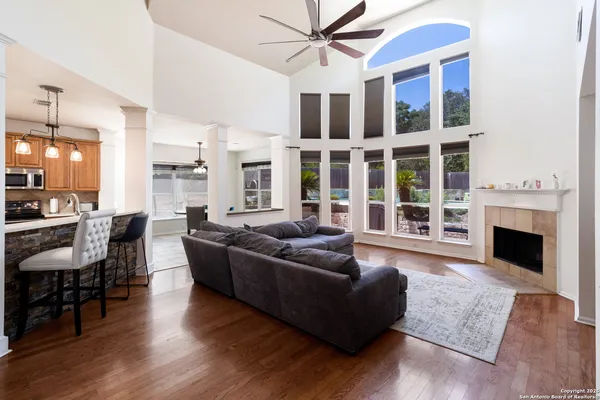 $614,900 | 100 Green Stone, Cibolo, TX 78108