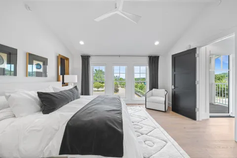 $1,765,000 | 278 High Street, Unit 9, Fontana, WI 53125