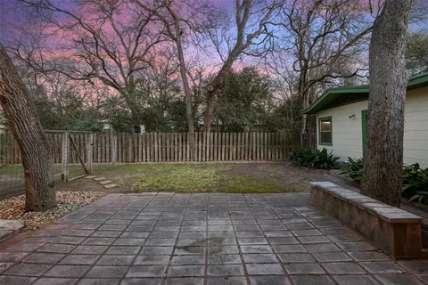 $999,950 | 2004 Griswold Lane, Austin, TX 78703