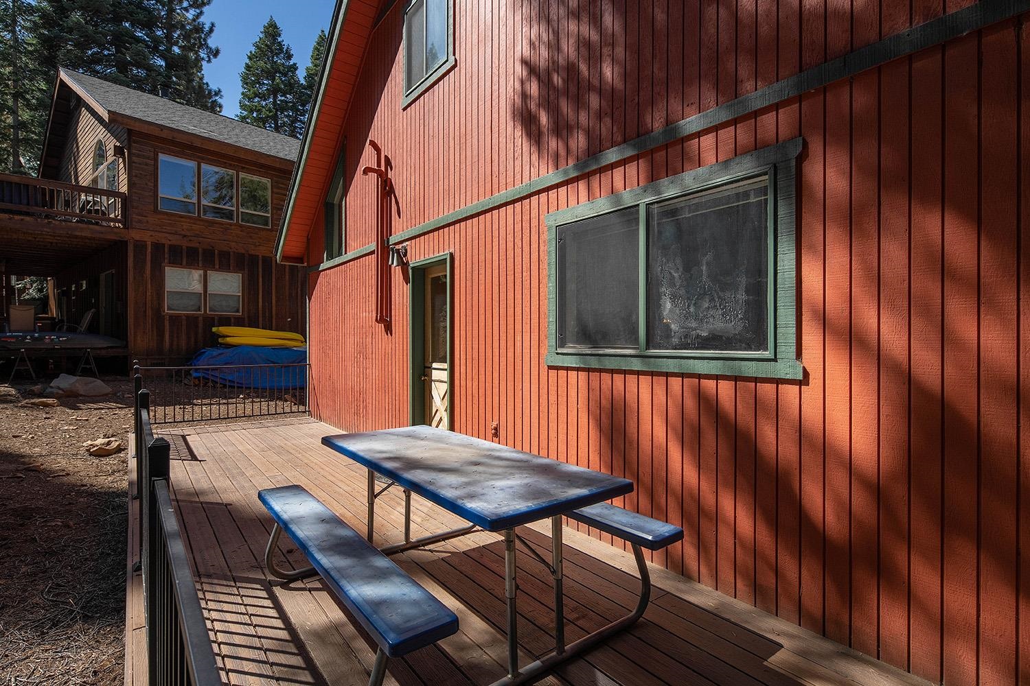 12119 Brookstone Drive Truckee, CA 96161 - Photo 21 of 21 a view of outdoor seating