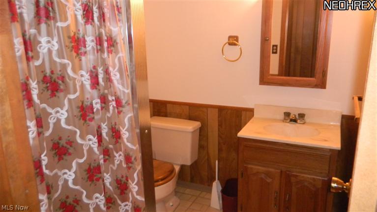 24419 Ronan Road Bedford Heights, OH 44146 - Photo 24 of 25 Full bathroom in the basement