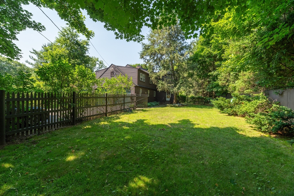 49 Walnut Road Hamilton, MA 01982 - Photo 6 of 31