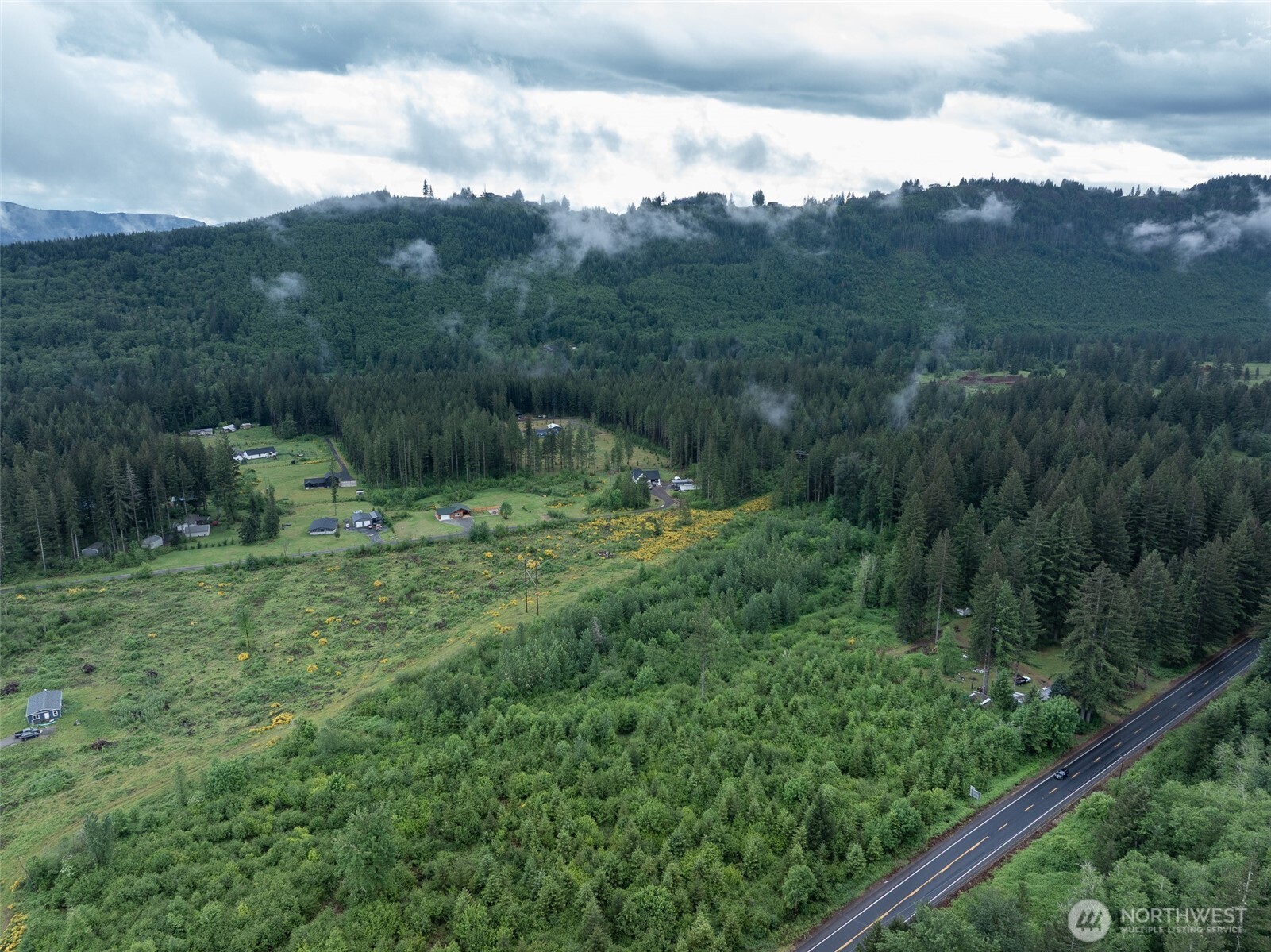 12155 Lewis River Road Ariel, WA 98603 - Photo 6 of 23
