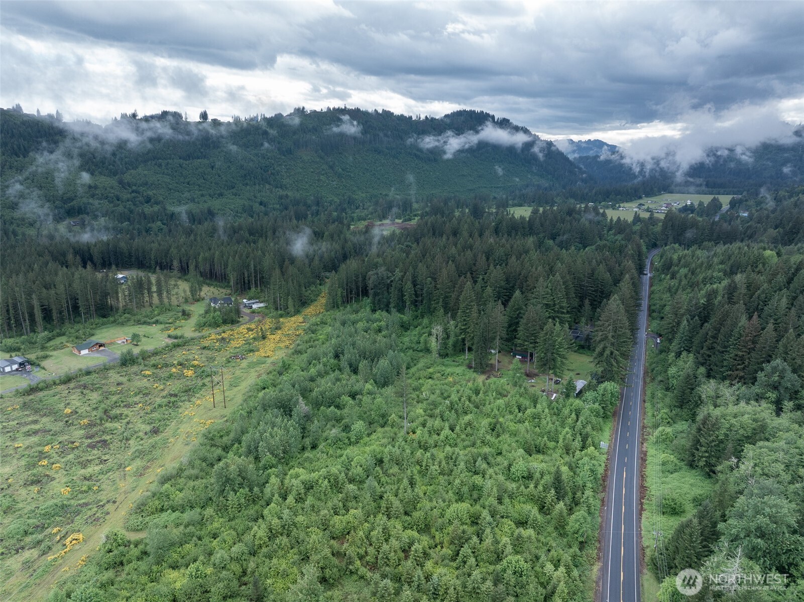 12155 Lewis River Road Ariel, WA 98603 - Photo 8 of 23