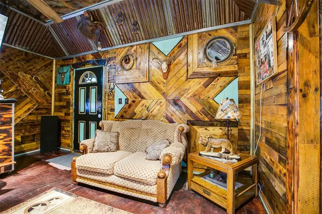 $49,900 | 1303 North 7th Street, Ballinger, TX 76821