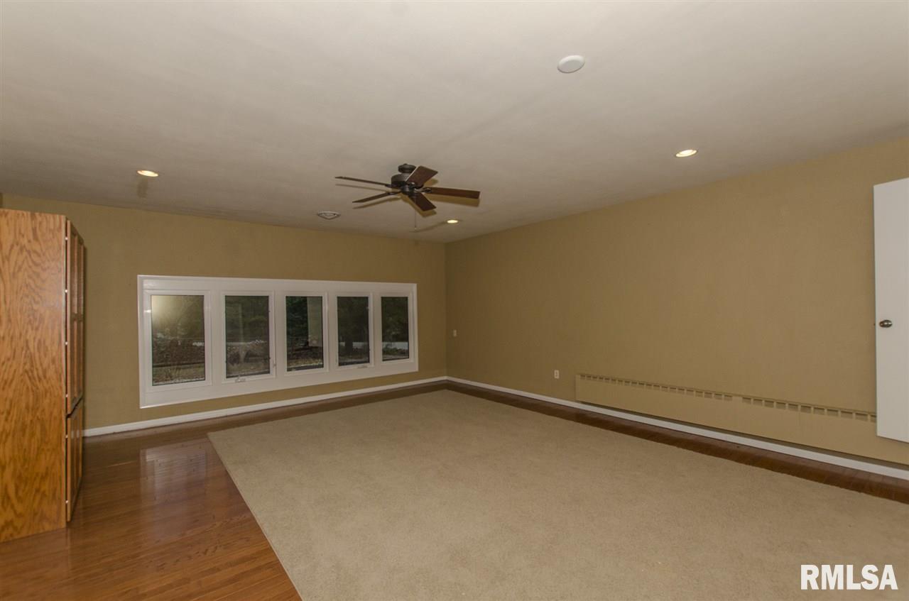 9005 North Frye Road Peoria, IL 61615 - Photo 20 of 35 Gallery Image 20