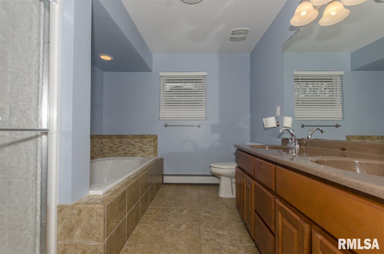 9005 North Frye Road Peoria, IL 61615 - Photo 24 of 35 Gallery Image 24