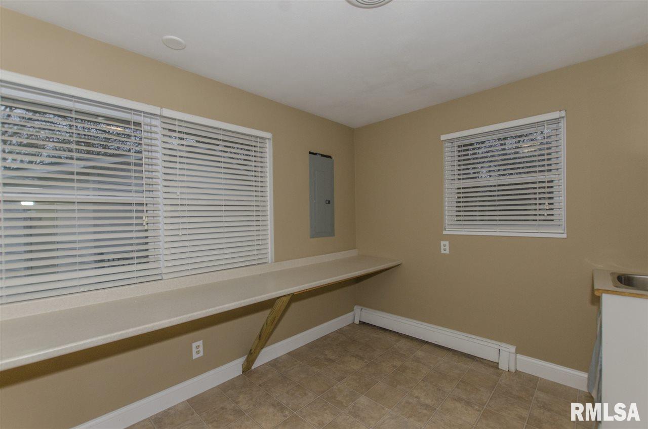 9005 North Frye Road Peoria, IL 61615 - Photo 29 of 35 Gallery Image 29