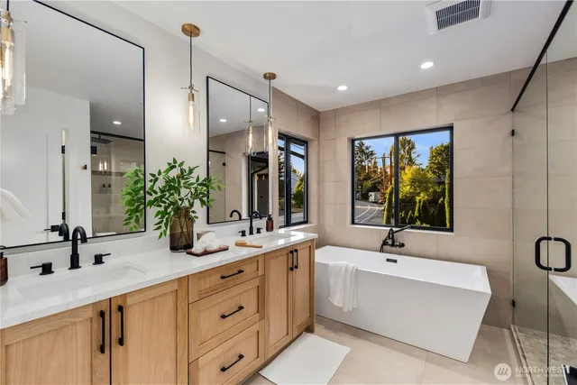 $1,988,888 | 19926 68th Avenue Northeast, Kenmore, WA 98028