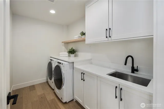 $1,988,888 | 19926 68th Avenue Northeast, Kenmore, WA 98028