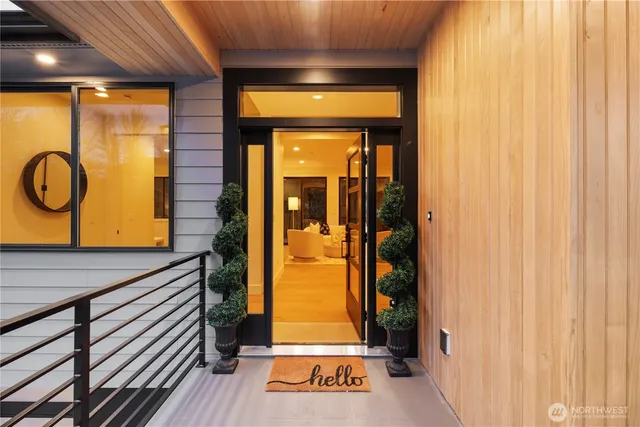 $1,988,888 | 19926 68th Avenue Northeast, Kenmore, WA 98028