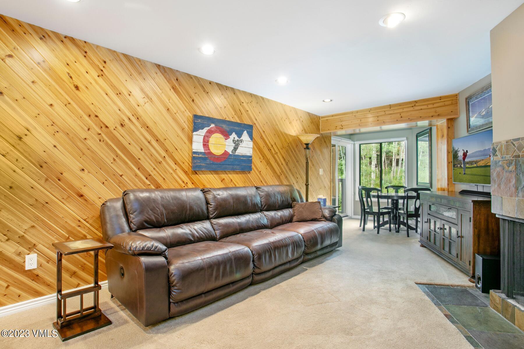 1650 Fall Ridge Road, Unit 219 Vail, CO 81657 - Photo 11 of 31 1650 Fall Ridge Rd-009-017-Living Room-M