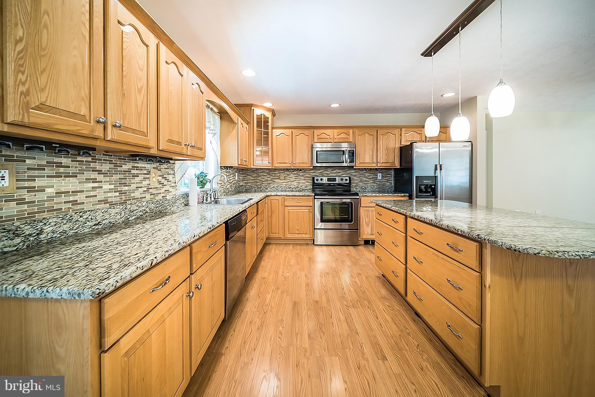 45277 Scotch Neck Road Hollywood, MD 20636 - Photo 7 of 30 Kitchen