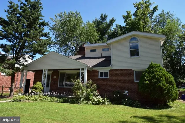$2,800 | 1507 Oakview Drive, Silver Spring, MD 20903