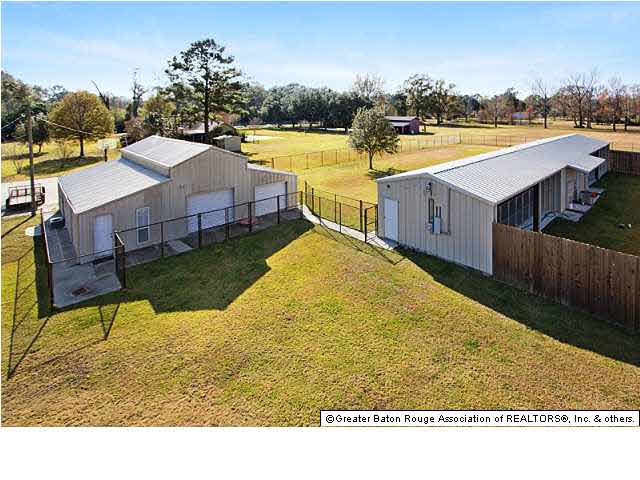 19913 Hoo Shoo Too Road Baton Rouge, LA 70817 - Photo 3 of 28 Gallery Image 3