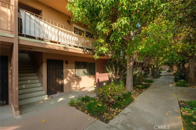 $499,900 | 14903 Normandie Avenue, Unit 204, Gardena, CA 90247