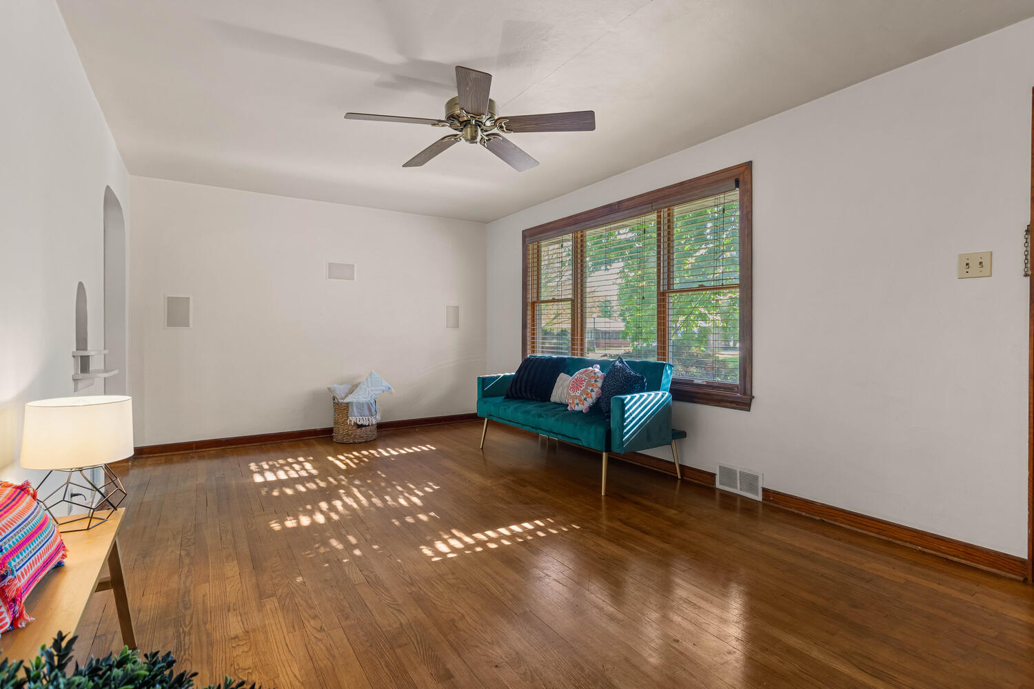 405 North Draper Avenue Champaign, IL 61821 - Photo 5 of 33 Gallery Image 5
