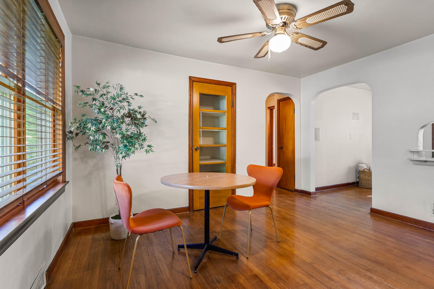 405 North Draper Avenue Champaign, IL 61821 - Photo 9 of 33 Gallery Image 9