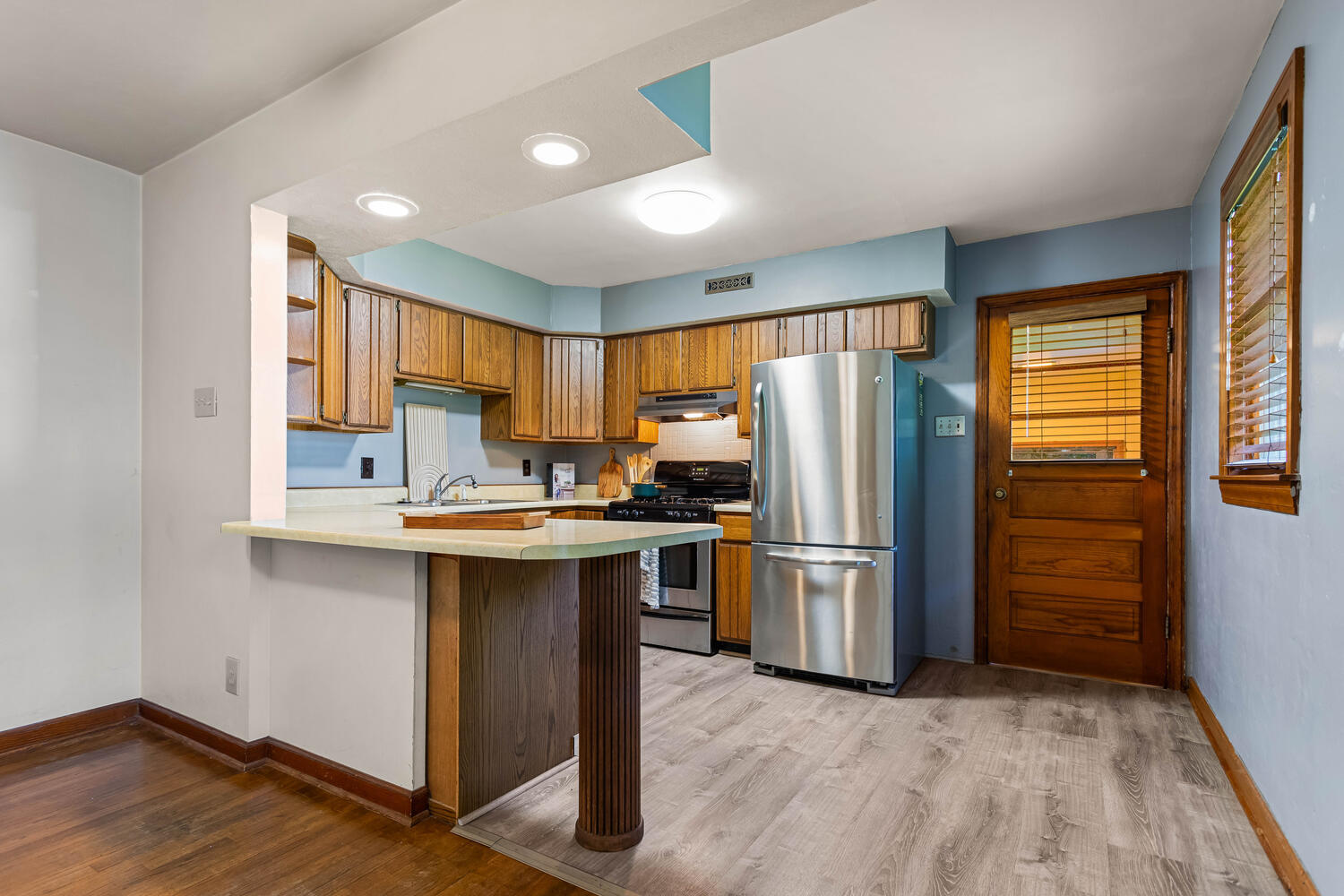 405 North Draper Avenue Champaign, IL 61821 - Photo 10 of 33 Gallery Image 10
