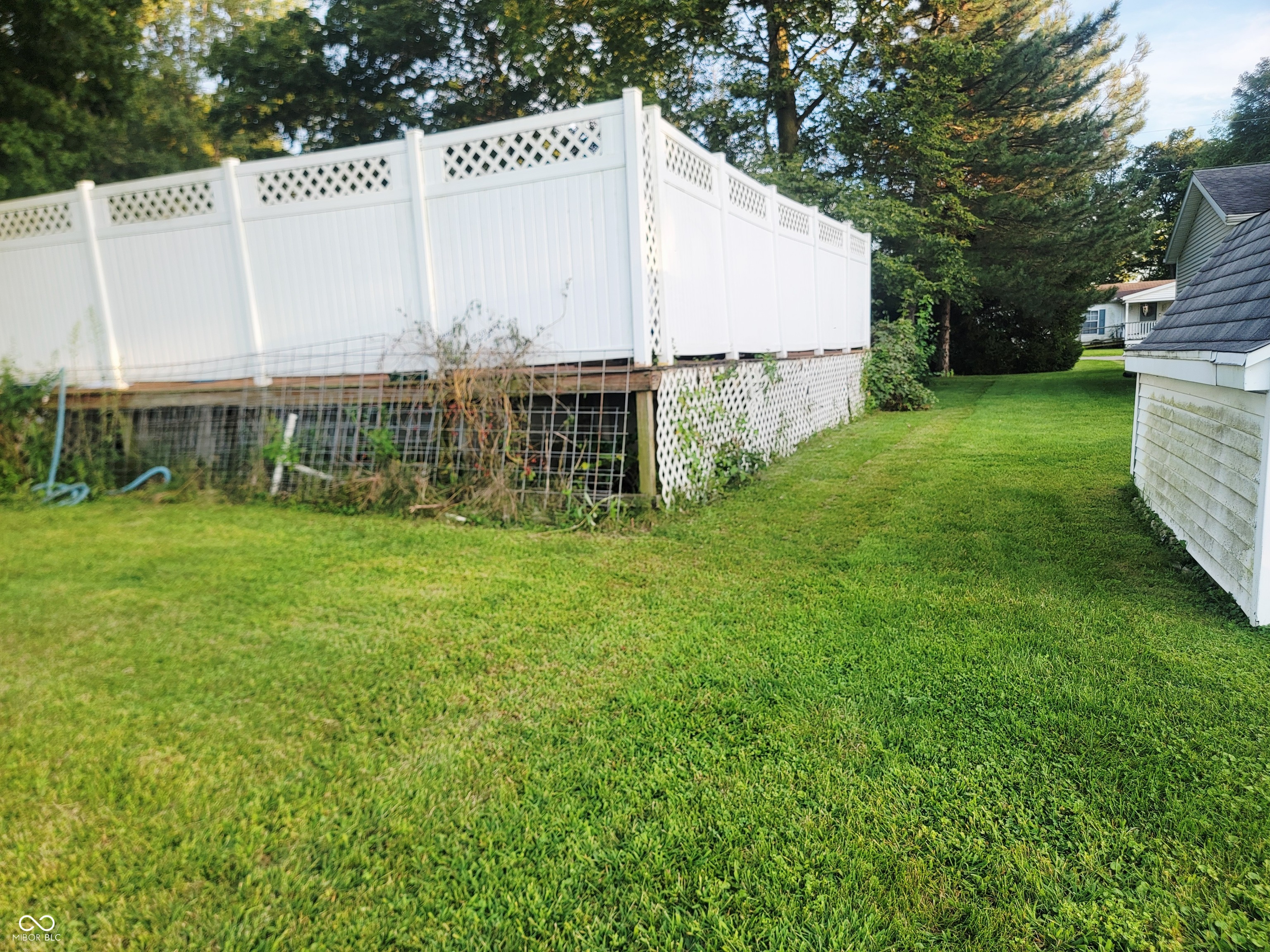 592 North Paradise Drive Rochester, IN 46975 - Photo 42 of 42 Gallery Image 42