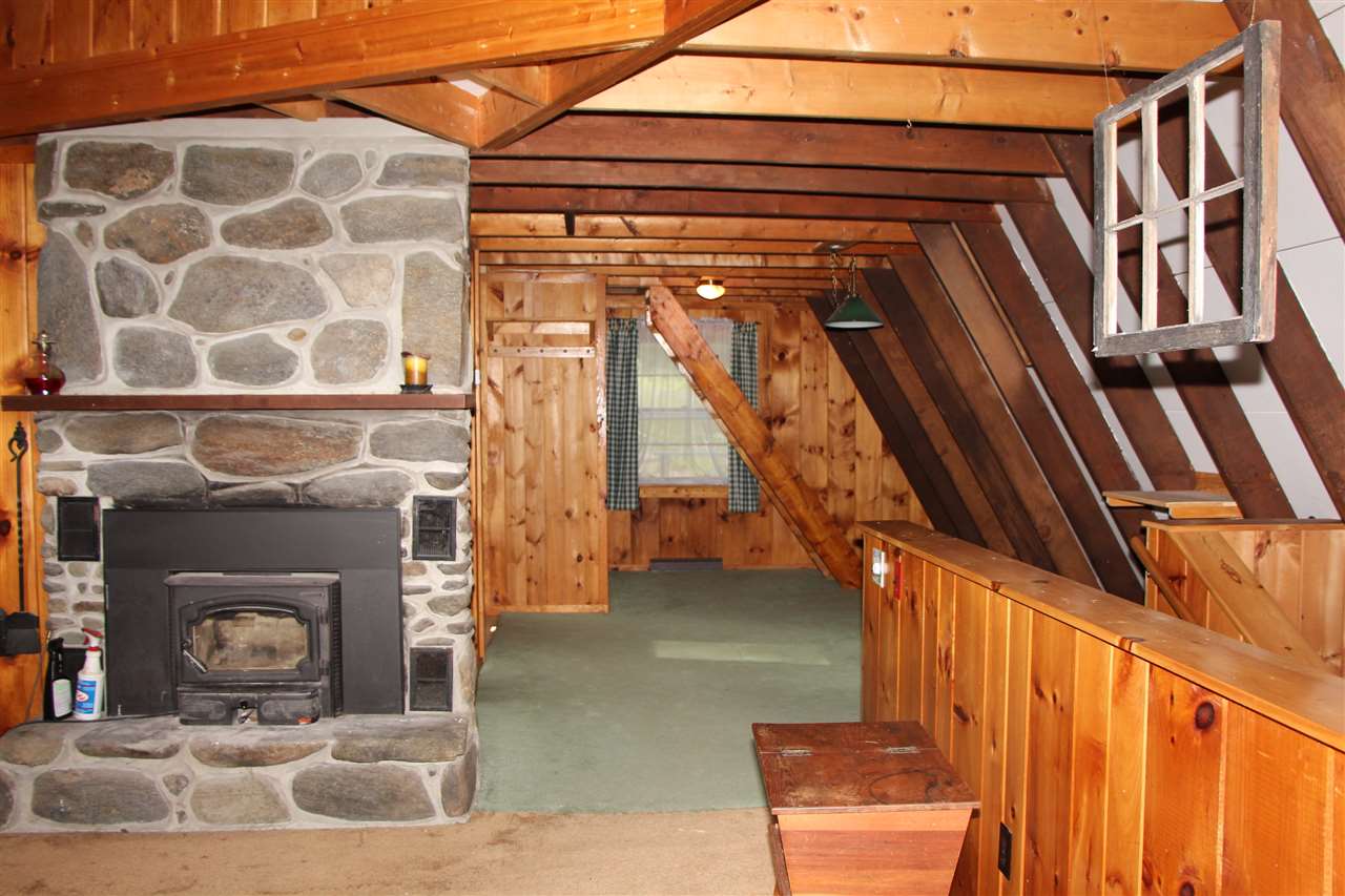 612 Hague Road Dummerston, VT 05301 - Photo 4 of 25