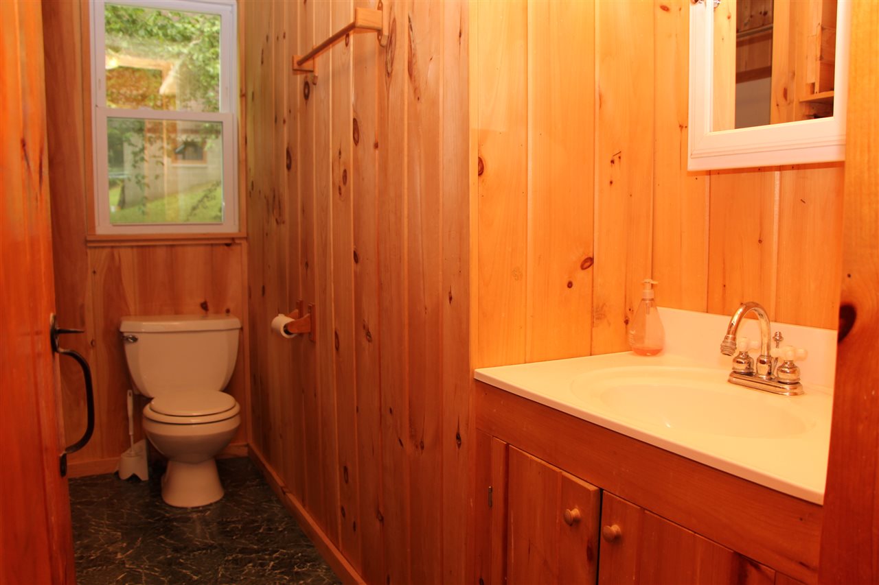 612 Hague Road Dummerston, VT 05301 - Photo 7 of 25