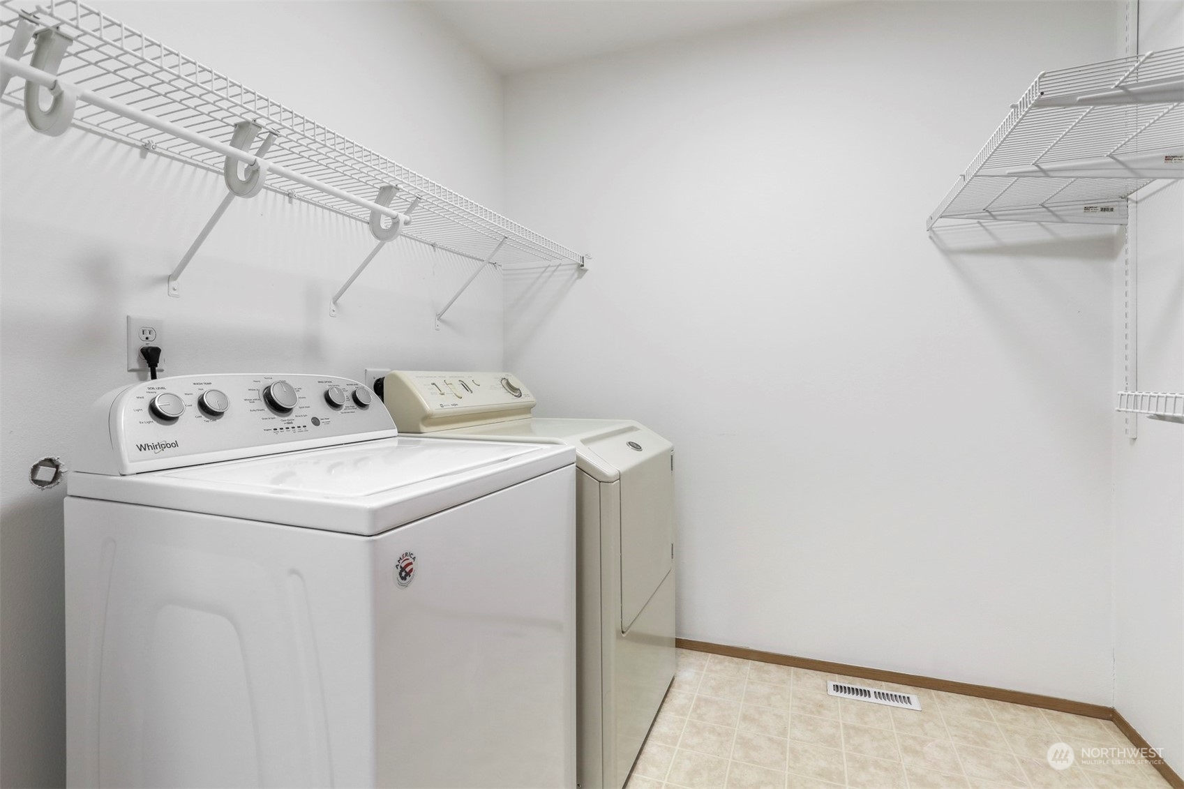 18819 1st Place West Bothell, WA 98012 - Photo 20 of 40 a utility room with dryer and washer