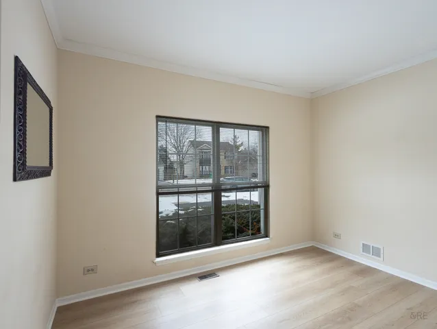 $549,900 | 1008 Victoria Drive, Fox River Grove, IL 60021