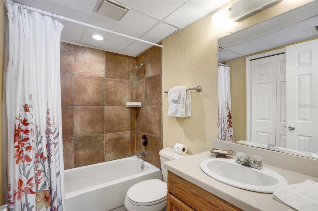 6157 Midnight Pass Road, Unit E22 Sarasota, FL 34242 - Photo 36 of 48