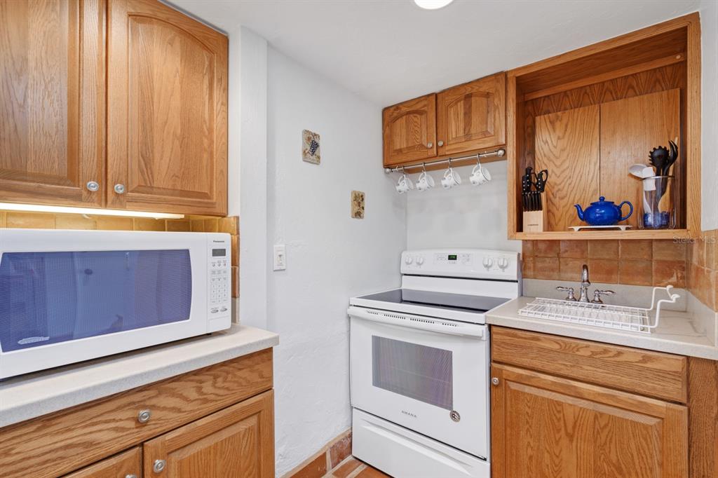 6157 Midnight Pass Road, Unit E22 Sarasota, FL 34242 - Photo 5 of 48